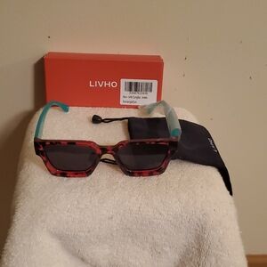 Livho Brown And Green Tortoise Sunglasses